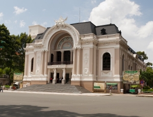 Nhà hát thành phố nơi diễn ra nhiều sự kiện hoành tráng